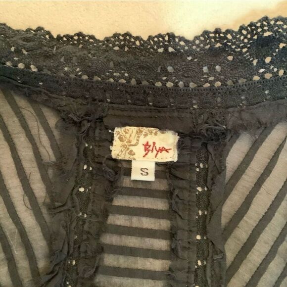 BIYA Designer of JOHNNY WAS Sheer Lace Dress Intricate Sheer and Lace High Low - Picture 6 of 15